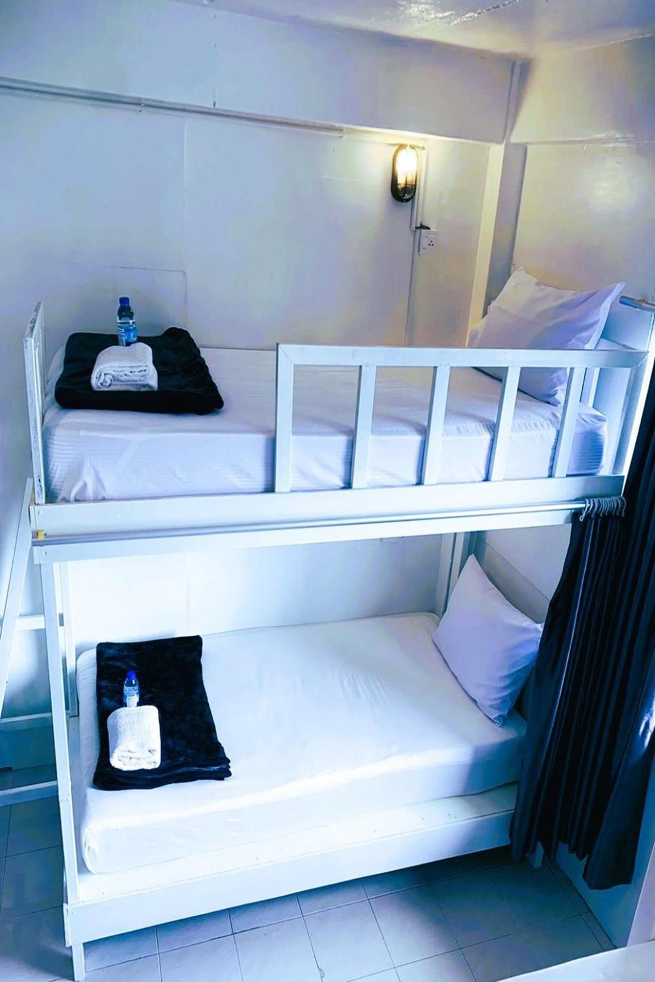 Hotel Remember @ Phuket Town Extérieur photo