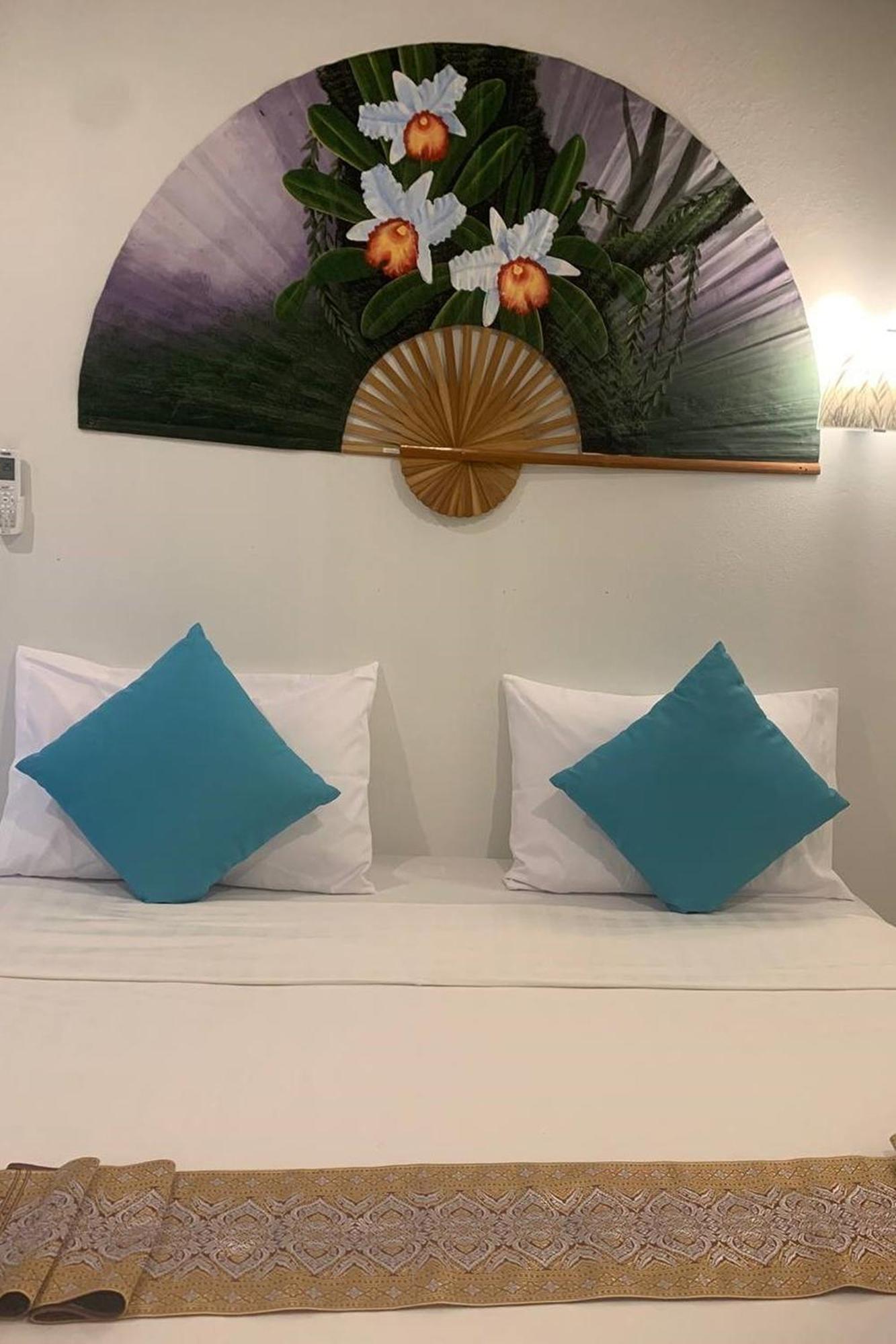 Hotel Remember @ Phuket Town Extérieur photo